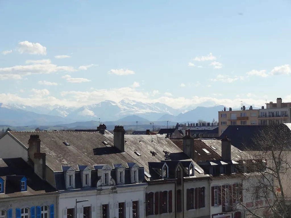 Cit'Hotel de la Marne Tarbes 2*,