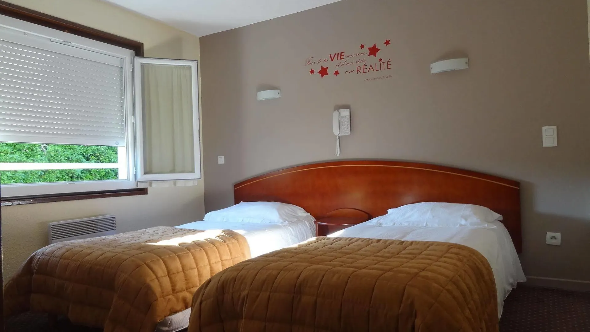 Cit'Hotel De La Marne Тарб 2*,  Франция